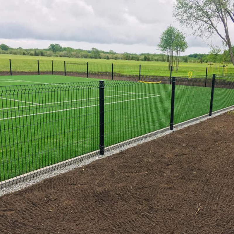 Fences and gates construction