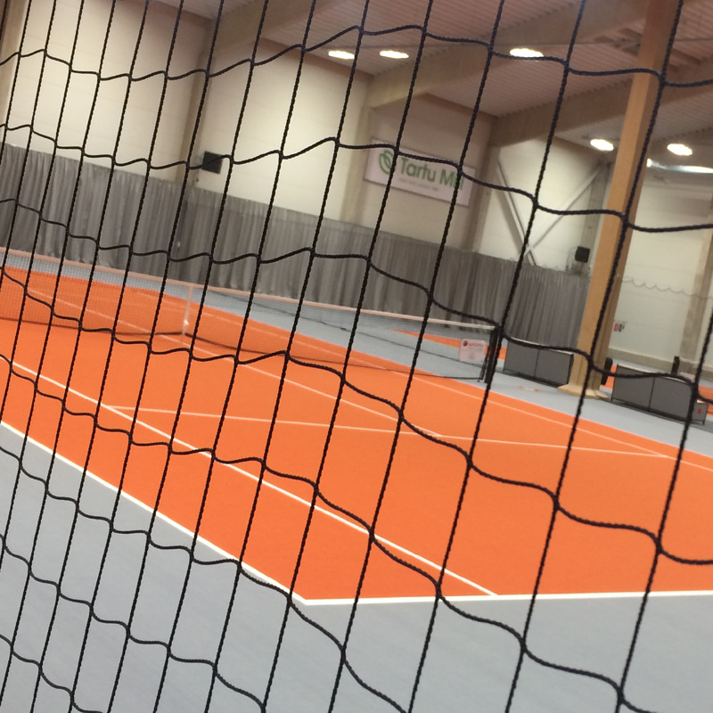 Custom sized dividing and protective nets